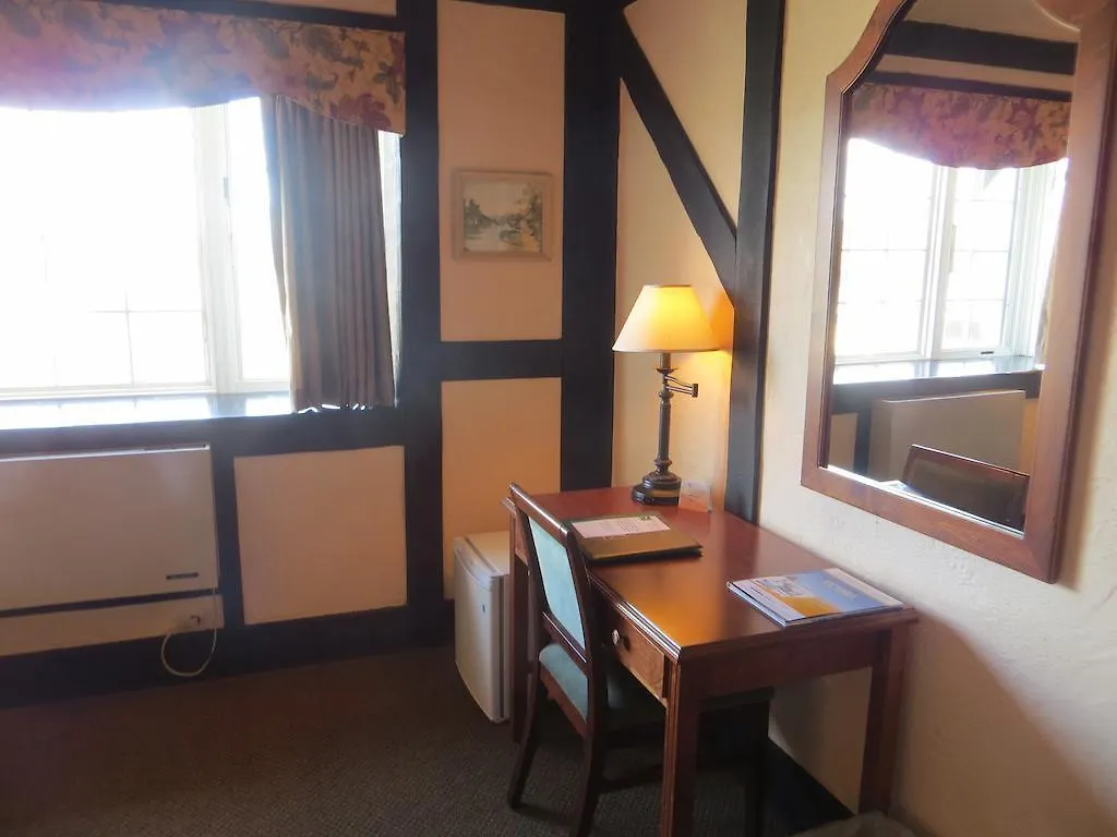 Saanichton Quality Inn Waddling Dog מלון